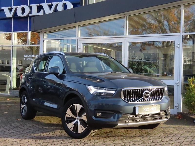 Utilizat 2021 Volvo XC40 Inscription SUV | 38.148 EUR (Scump) - Imagine 1/1