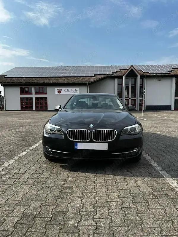 Second-hand BMW 525 218 CP (160 kW) 2012 Berlinǎ