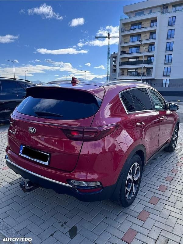 Second-hand Kia Sportage Plus 136 CP (100 kW) 2019 Culoarerosu SUV