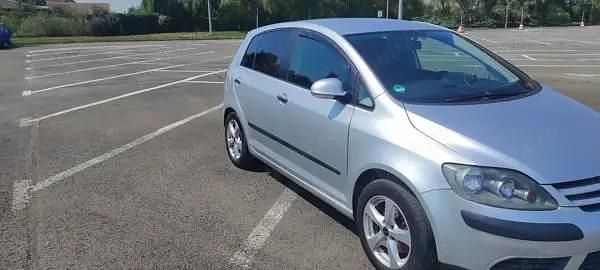 Argintiu Utilizat 2006 VW Golf V Berlinǎ | 2.600 EUR (Preț OK) - Imagine 1/4