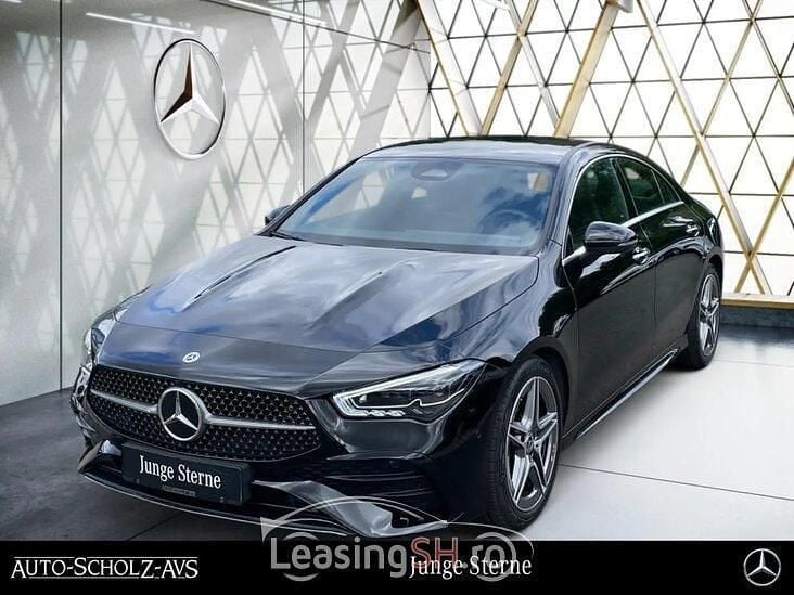 Negru Utilizat 2024 Mercedes A200 AMG Coupe | 42.259 EUR (Scump) - Imagine 1/4