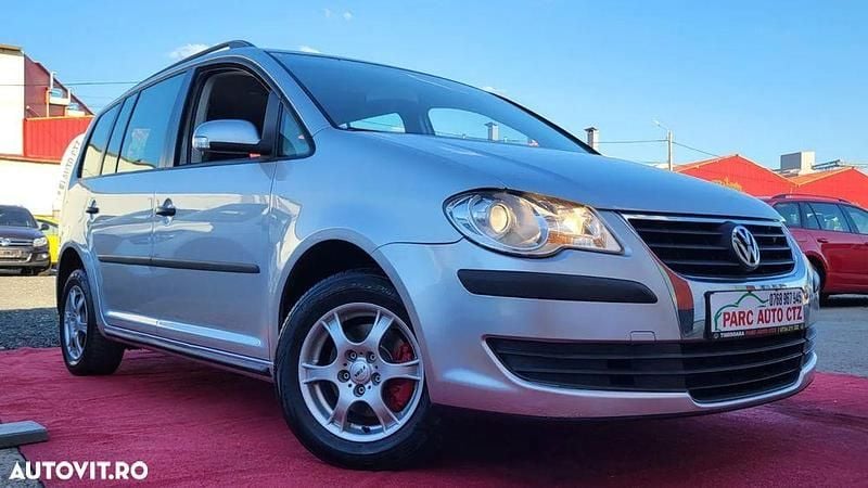 Second-hand VW Touran 105 CP (77 kW) 2008 Culoaregri Monovolum