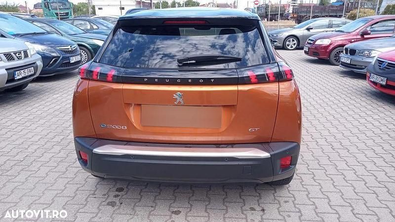 Second-hand Peugeot e-2008 GT 100 kW (136 CP) 2021 Portocaliu SUV