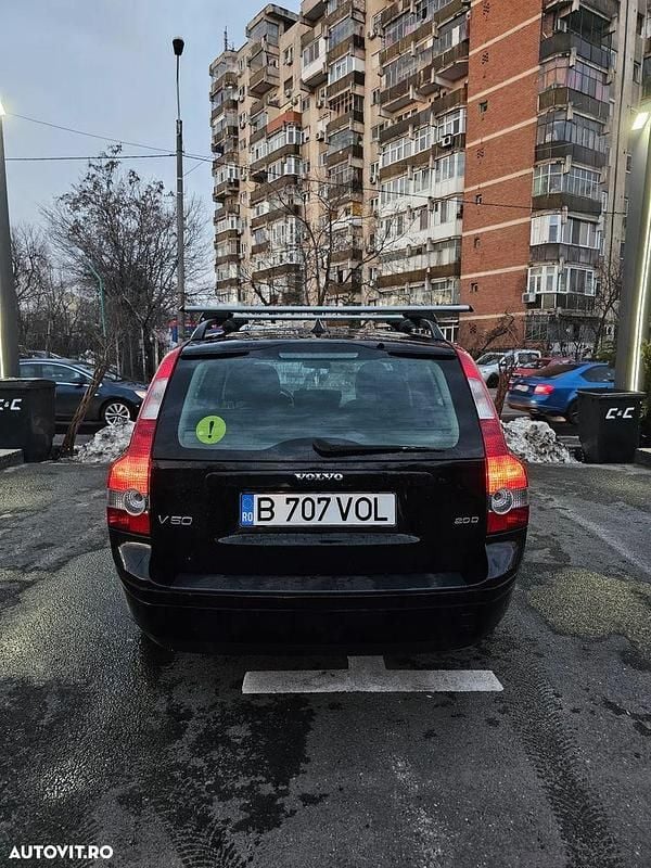 Second-hand Volvo V50 136 CP (100 kW) 2007 Culoarenegru Break