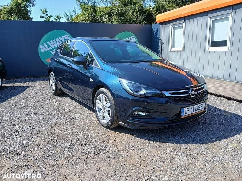 Second-hand Opel Astra Dynamic 136 CP (100 kW) 2019 Culoareverde