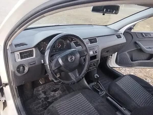 Second-hand Skoda Rapid 90 CP (66 kW) 2014 Hatchback