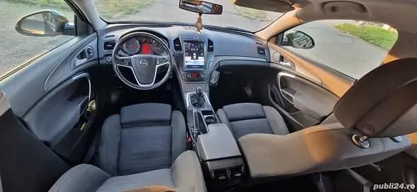 Second-hand Opel Insignia 130 CP (95 kW) 2010 Break