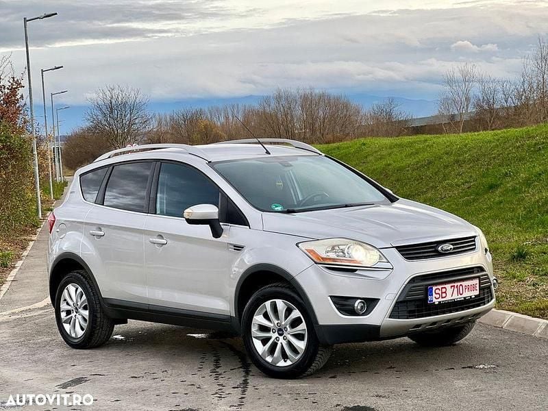 Culoareargint Utilizat 2010 Ford Kuga Titanium SUV | 5.290 EUR (Preț bun) - Imagine 1/4