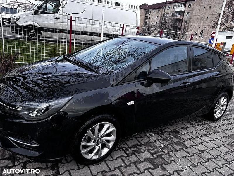 Second-hand Opel Astra 130 CP (95 kW) 2020 Culoarenegru Hatchback