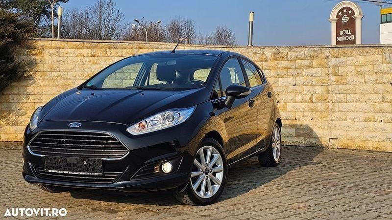 Second-hand Ford Fiesta Titanium 125 CP (91 kW) 2016 Culoarenegru