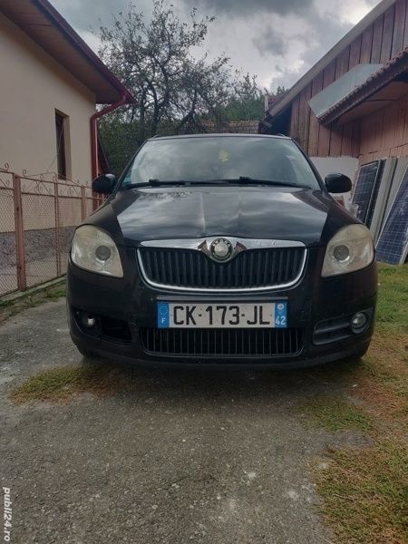 Negru Utilizat 2008 Skoda Fabia Break | 1.890 EUR (Preț bun) - Imagine 1/4