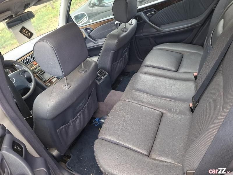 Second-hand Mercedes E280 2002