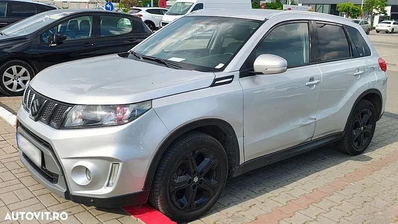 Culoaregri Utilizat 2018 Suzuki Vitara SUV | 13.500 EUR (Preț bun) - Imagine 1/4