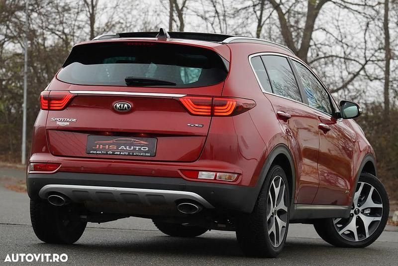 Second-hand Kia Sportage 136 CP (100 kW) 2016 Culoarerosu SUV