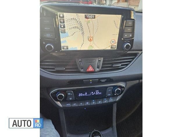 Second-hand Hyundai i30 140 CP (102 kW) 2019 Argintiu Hatchback