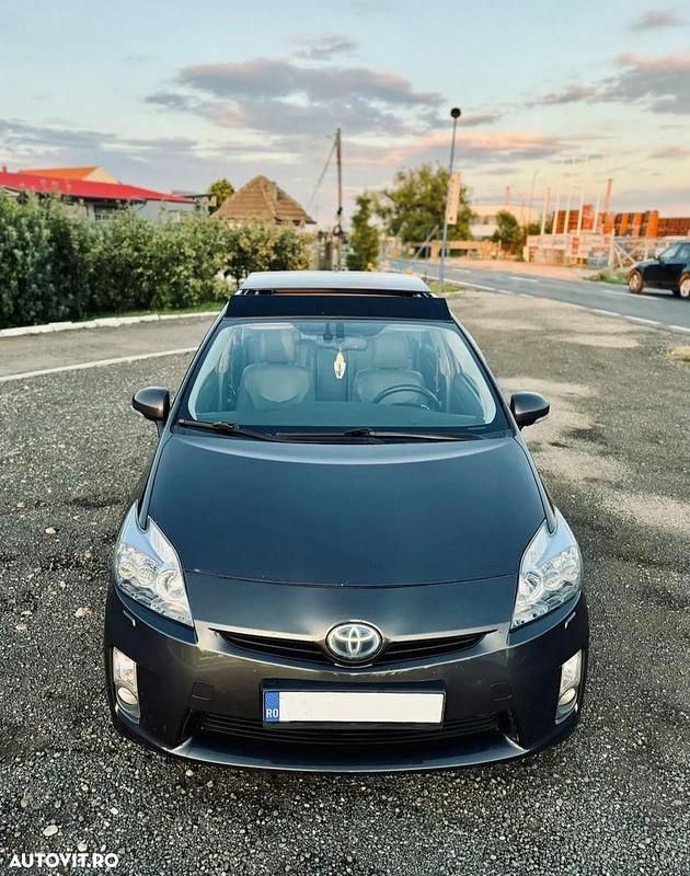 Culoaregri Utilizat 2009 Toyota Prius Hatchback | 7.500 EUR - Imagine 1/4