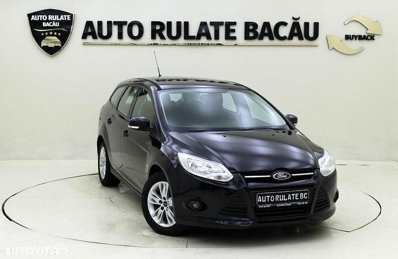 Second-hand Ford Focus 95 CP (69 kW) 2012 Negru Break