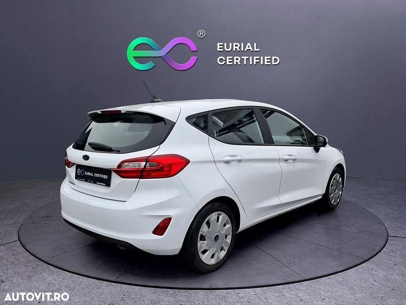 Second-hand Ford Fiesta Trend 75 CP (55 kW) 2021 Culoarealb Hatchback
