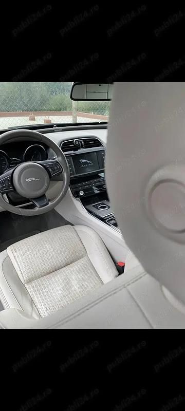 Utilizat 2016 Jaguar XE Portfolio Berlinǎ | 5.250 EUR - Imagine 1/4
