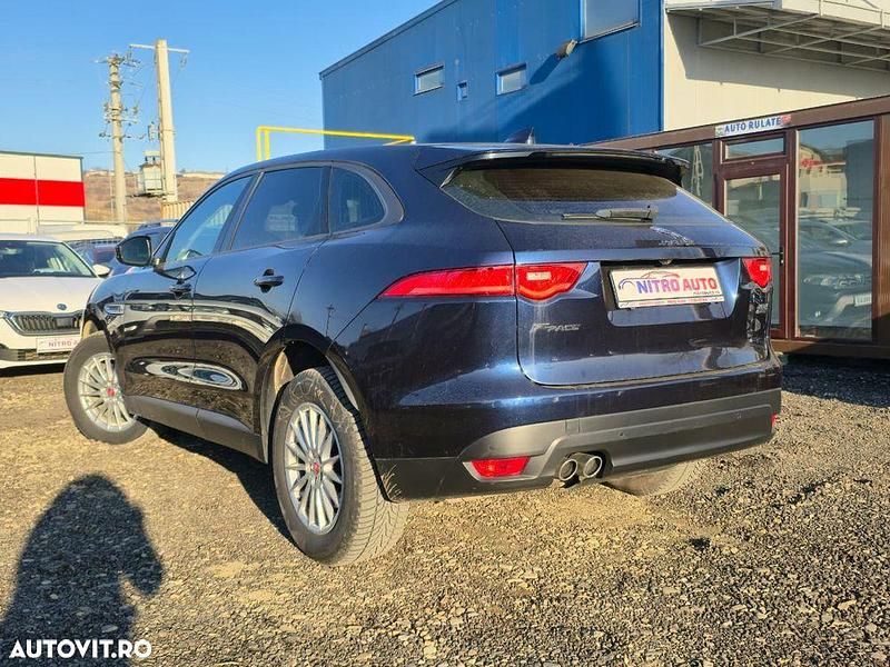 Second-hand Jaguar F-Pace Prestige 180 CP (132 kW) 2017 Culoarealbastru SUV