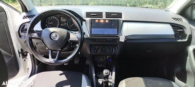 Culoarealb Utilizat 2015 Skoda Fabia Ambition Break | 6.200 EUR (Preț OK) - Imagine 1/4
