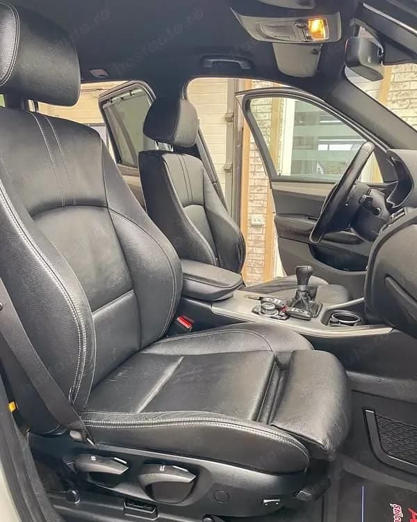 Second-hand Audi Q3 170 CP (125 kW) 2011 Argintiu SUV