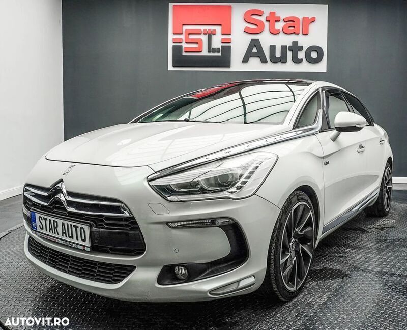 Alb Utilizat 2012 Citroën DS5 Hatchback | 10.158 EUR (Preț OK) - Imagine 1/4