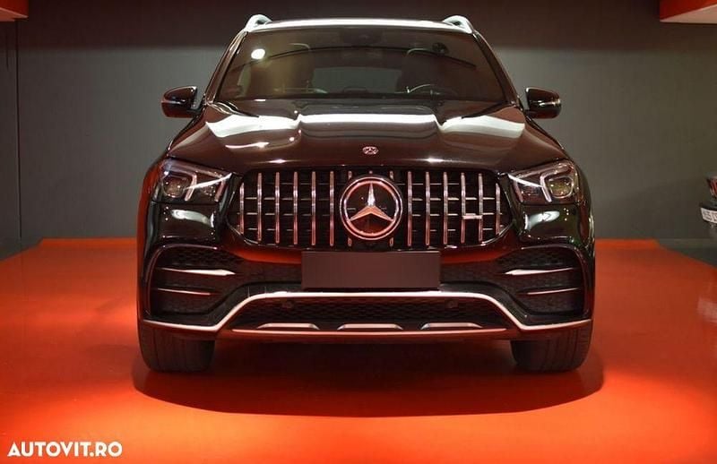 Culoarenegru Utilizat 2022 Mercedes GLE53 AMG AMG SUV | 79.500 EUR - Imagine 1/4