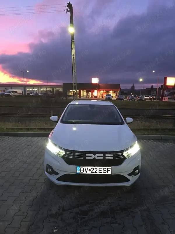Second-hand Dacia Logan 90 CP (66 kW) 2023 Hatchback