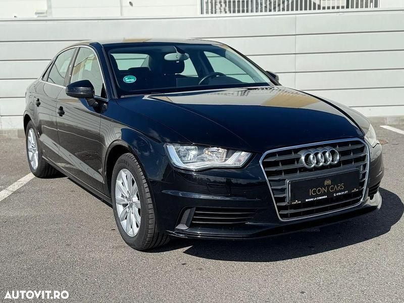 Culoarenegru Utilizat 2014 Audi A3 Attraction Berlinǎ | 9.990 EUR (Preț OK) - Imagine 1/4