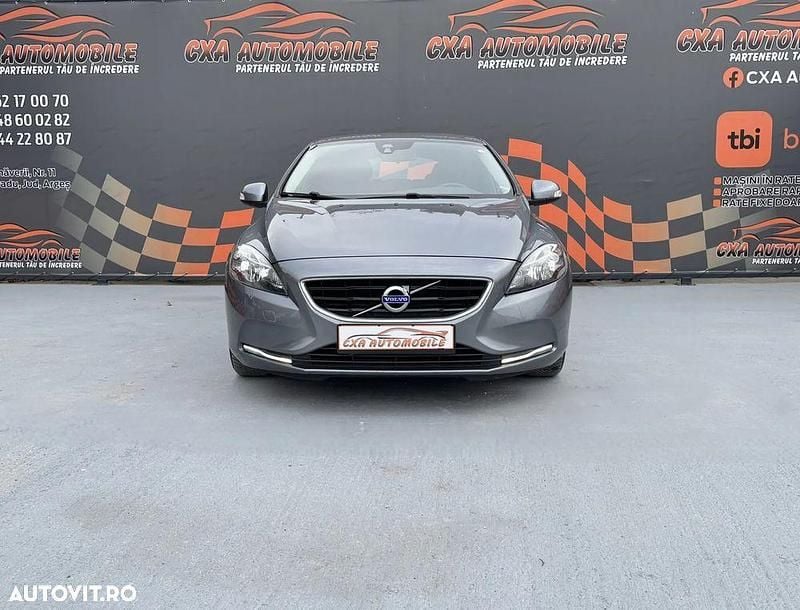 Second-hand Volvo V40 Pro 120 CP (88 kW) 2016 Culoaregri Hatchback