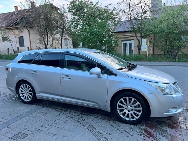 Second-hand Toyota Avensis T2 124 CP (91 kW) 2011 Break
