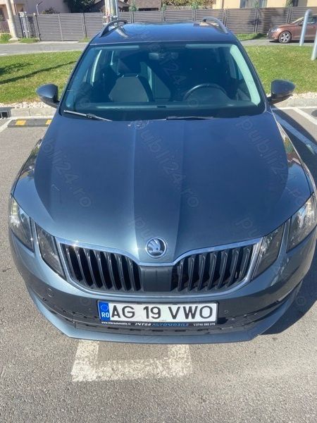 Gri Utilizat 2020 Skoda Octavia Ambition Break | 9.800 EUR (Super Preț) - Imagine 1/4