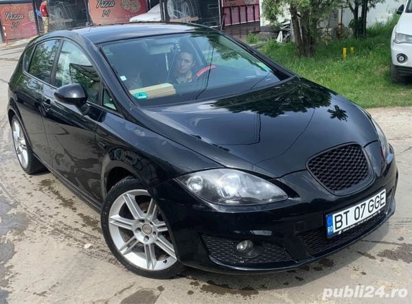 Utilizat 2013 Seat Leon Hatchback | 5.800 EUR (Preț OK) - Imagine 1/4