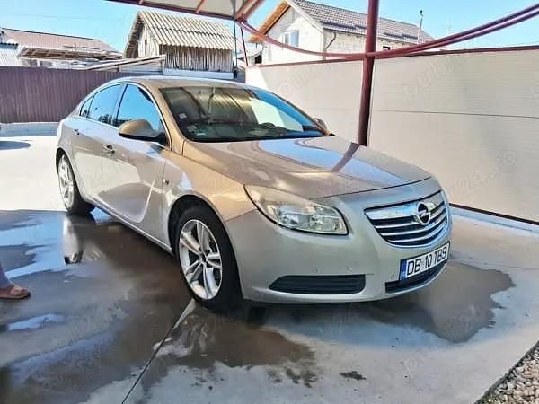 Second-hand Opel Insignia 131 CP (96 kW) 2009 Berlinǎ