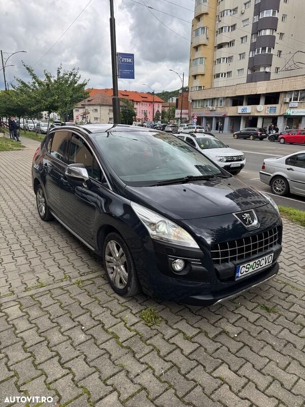 Albastru Utilizat 2010 Peugeot 3008 Active Hatchback | 3.950 EUR (Preț OK) - Imagine 1/4