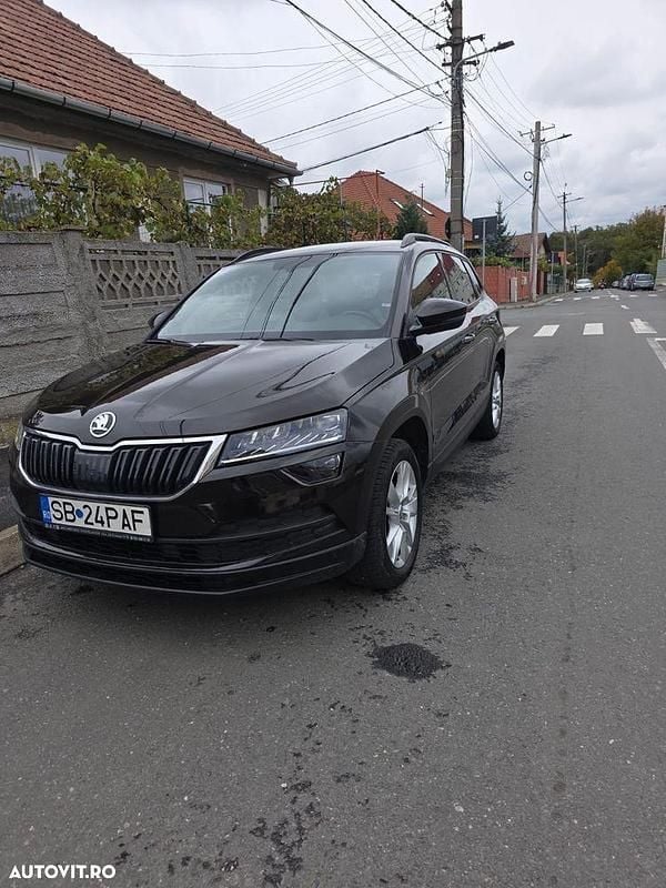 Culoaremaro Utilizat 2020 Skoda Karoq Style SUV | 20.900 EUR (Preț bun) - Imagine 1/4