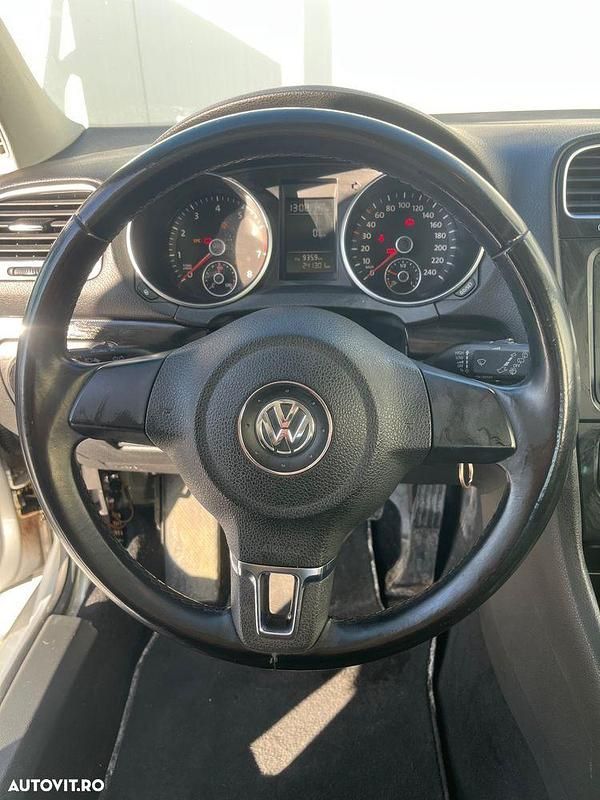 Second-hand VW Golf VI 122 CP (89 kW) 2009 Culoaregri Hatchback