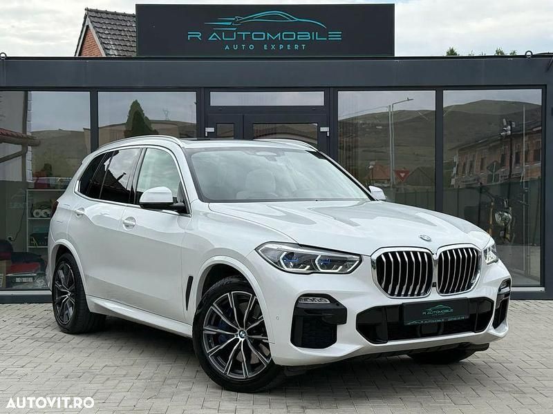Culoarealb Utilizat 2020 BMW X5 M Sport SUV | 53.999 EUR (Scump) - Imagine 1/4