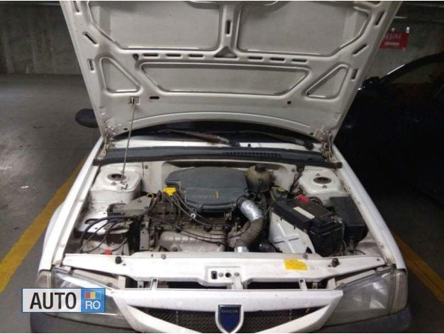 Second-hand Dacia Solenza 75 CP (55 kW) 2004 Alb Hatchback