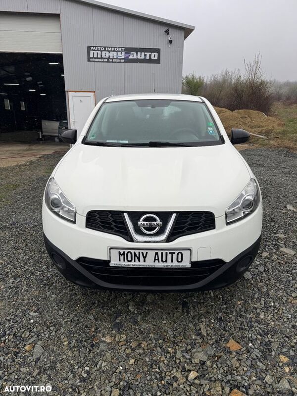 Alb Utilizat 2012 Nissan Qashqai Acenta SUV | 6.250 EUR (Preț bun) - Imagine 1/4