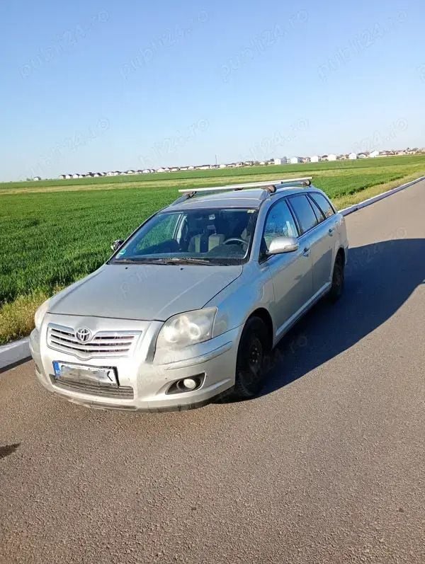 Gri Utilizat 2006 Toyota Avensis Break | 1.550 EUR (Preț bun) - Imagine 1/4