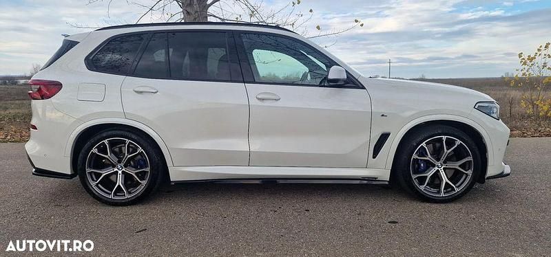 Second-hand BMW X5 Comfort Edition 394 CP (289 kW) 2021 Culoarealb SUV