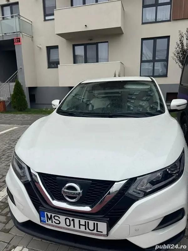 Second-hand Nissan Qashqai 85 CP (62 kW) 2017 Alb SUV