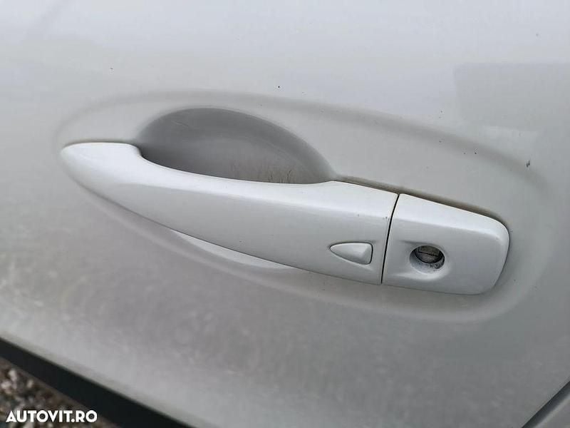 Second-hand Renault Kadjar Business 140 CP (102 kW) 2019 Culoarealb SUV