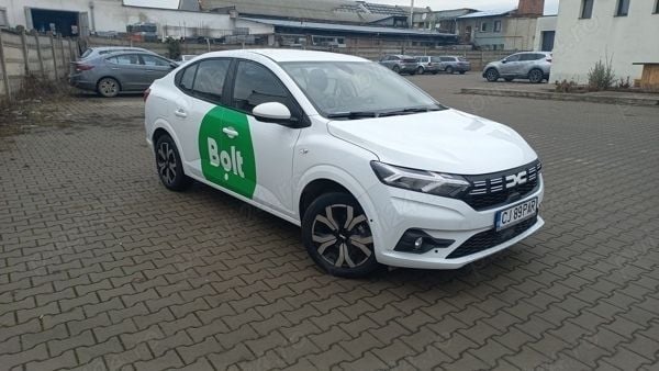 Utilizat 2024 Dacia Logan Prestige Berlinǎ | 13.000 EUR (Preț OK) - Imagine 1/4
