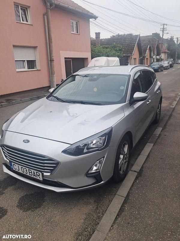 Culoaregri Utilizat 2020 Ford Focus Trend Break | 9.450 EUR (Preț OK) - Imagine 1/4