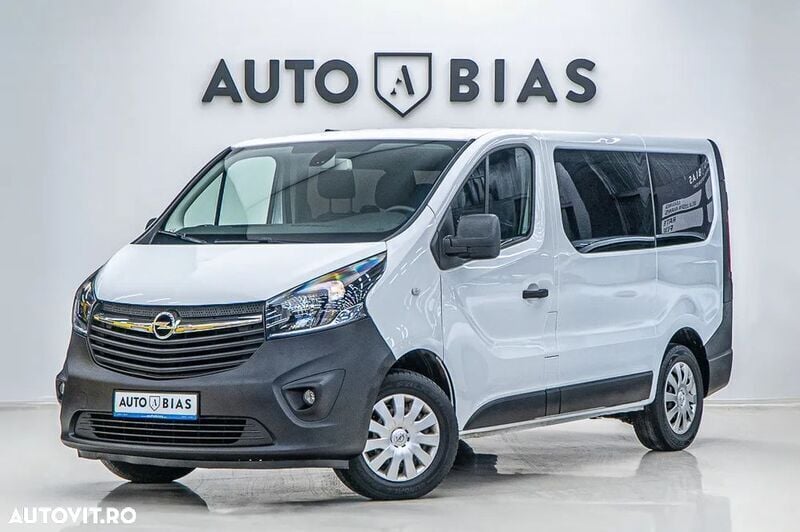 Alb Utilizat 2019 Opel Vivaro Van | 15.989 EUR (Preț OK) - Imagine 1/4