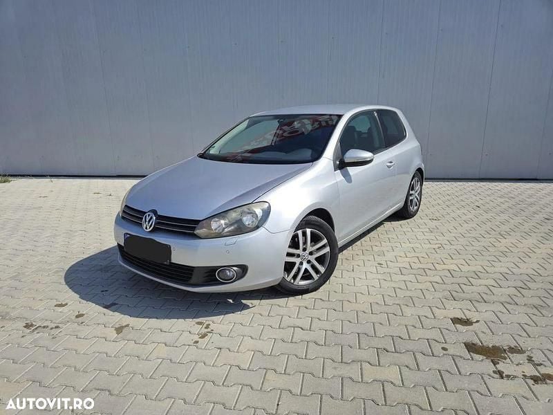Culoareargint Utilizat 2009 VW Golf VI Style Coupe | 4.699 EUR (Preț OK) - Imagine 1/4