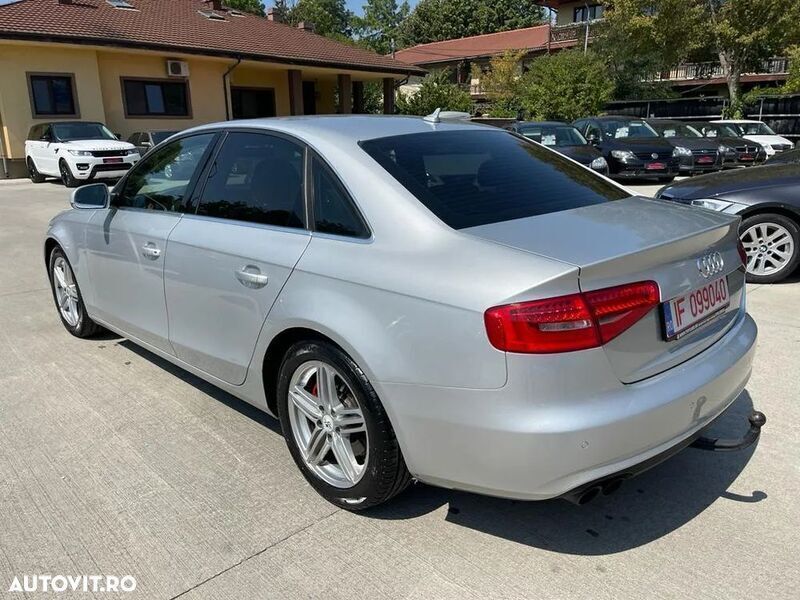Second-hand Audi A4 Attraction 170 CP (125 kW) 2014 Argint Berlinǎ